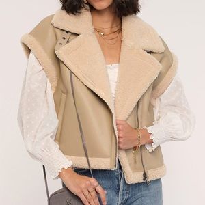 Heartloom Women’s Xander Vest Tan Wheat Sherpa Faux Leather Relaxed Fit L